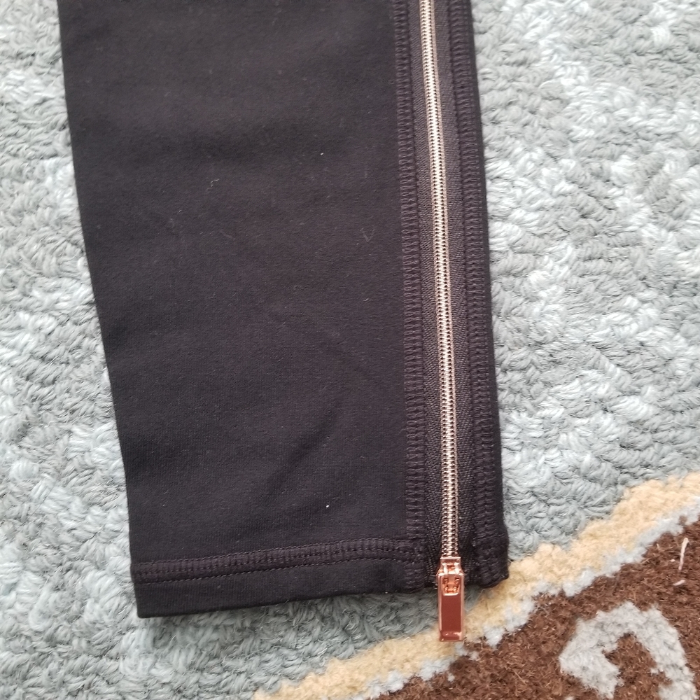 Athleta black leggings - Picture 6 of 7